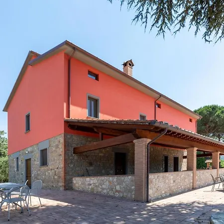 6 Bedroom Cozy In Passignano Sul T Passignano sul Trasimeno