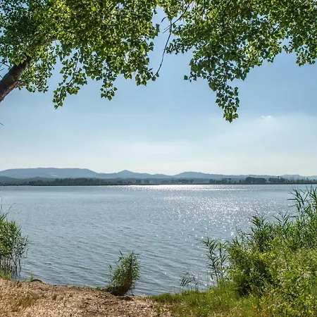 Beautiful In Passignano Sul T 펜션