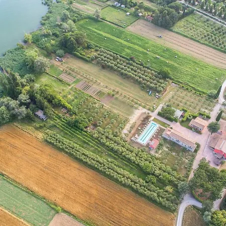 6 Bedroom Beautiful In Passignano Sul T Nyaraló *